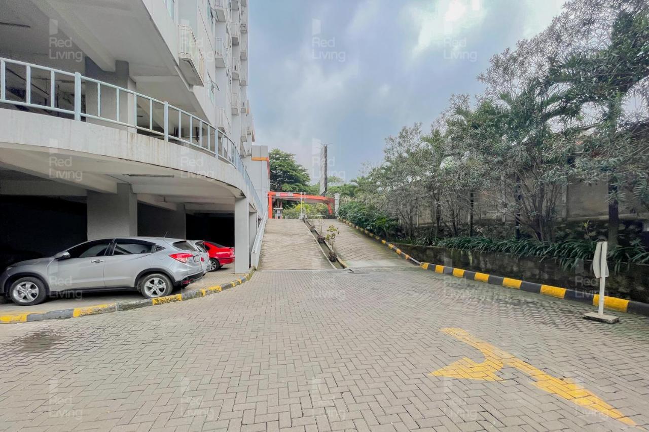 Redliving Apartemen Easton Park Jatinangor - Rajes Room Sumedang Kültér fotó